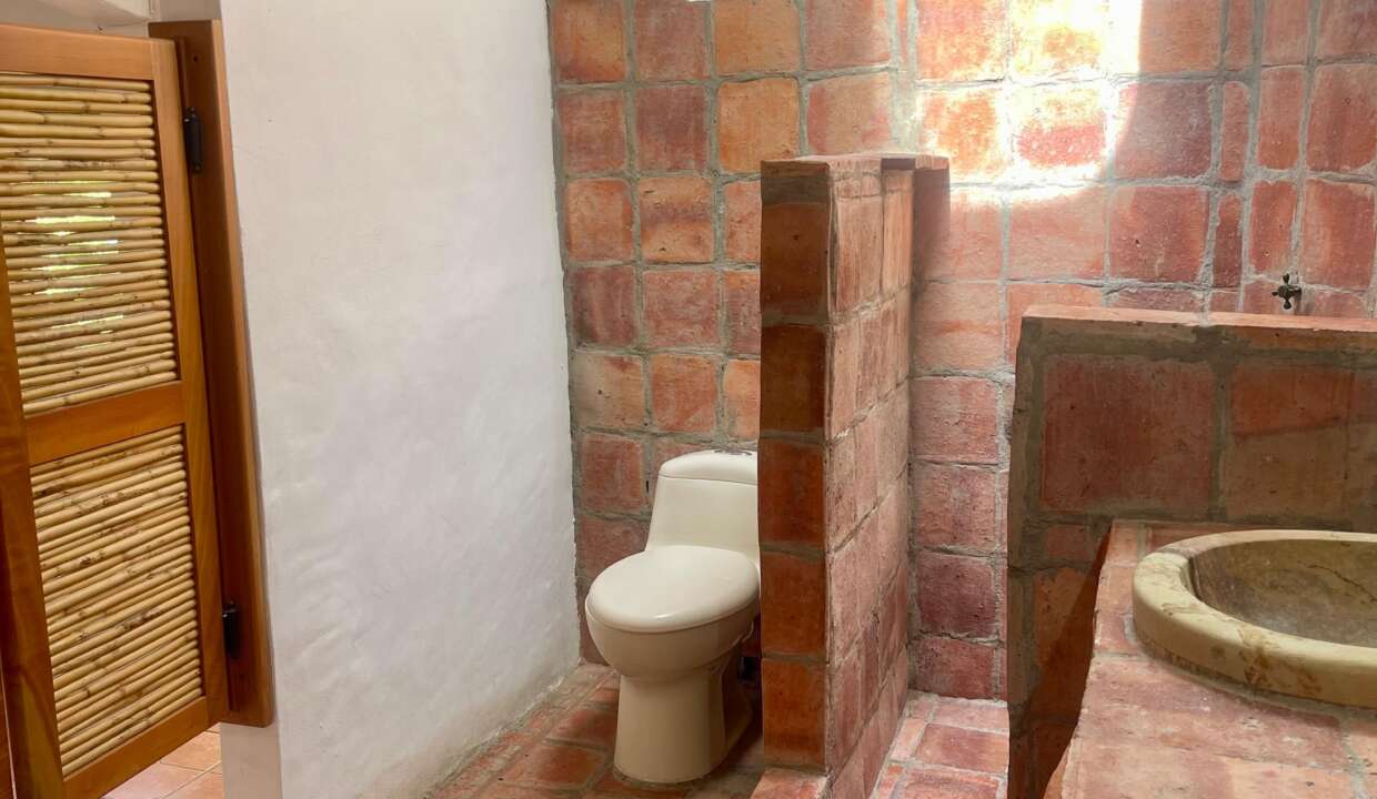 WhatsApp Image 2025-10-27 at 7.54.57 PM