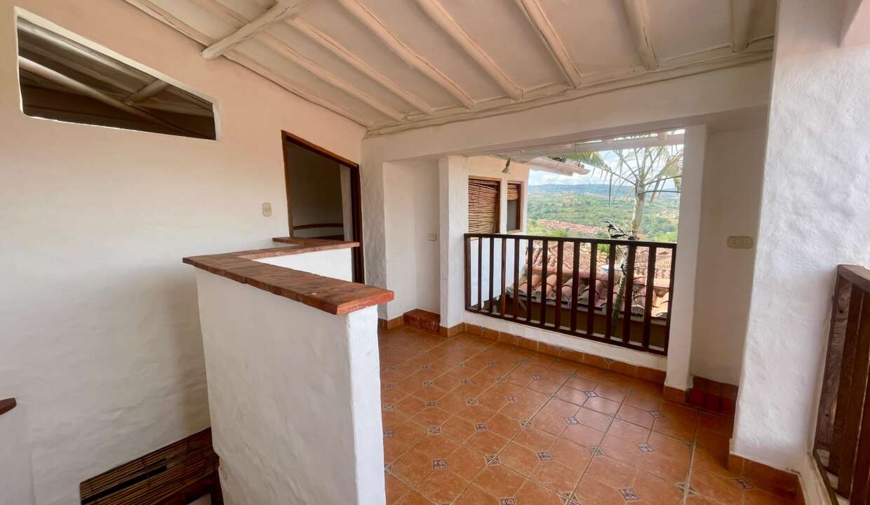 WhatsApp Image 2025-10-27 at 7.54.58 PM (2)