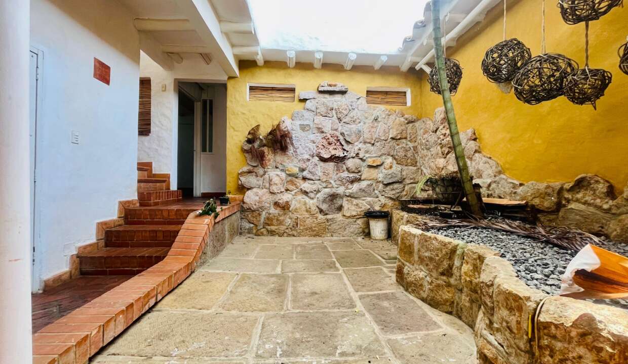 WhatsApp Image 2025-10-27 at 7.55.01 PM (2)