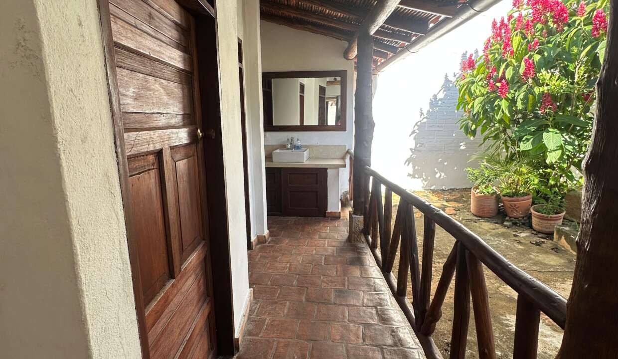 75fa9a46-977c-4aa1-af15-8a82851604de