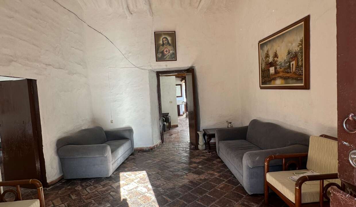 99acb6ee-b4ef-462b-9e8d-dbbd2bff7ad1